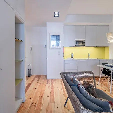 Fernandes Tomas 424 By Lovelystay Apartment *