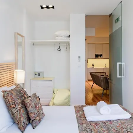Fernandes Tomas 424 By Lovelystay Apartment *